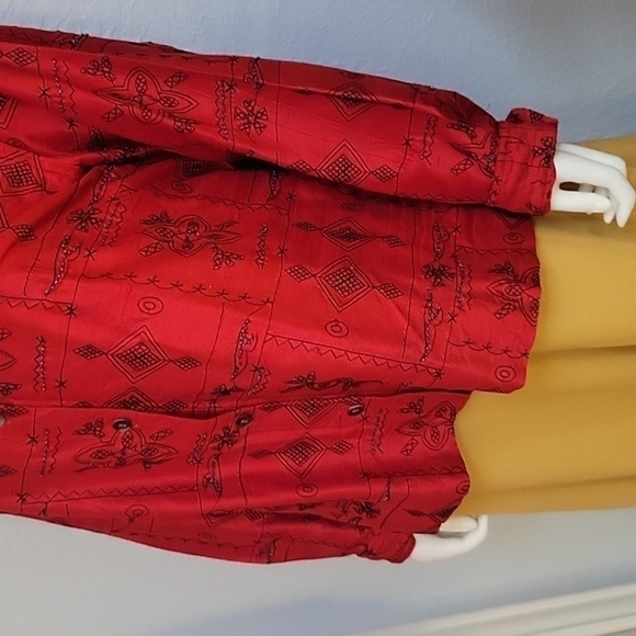 𝅺VTG BLEU BAYOU Red Silk Embroidered Beaded Holiday Shacket - Picture 5 of 10